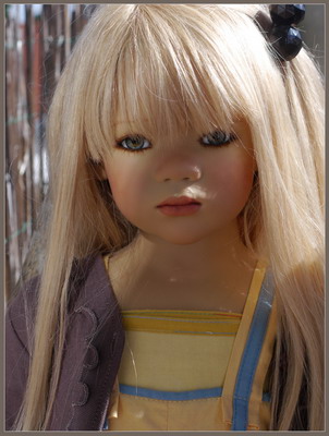 Lihle in Blond