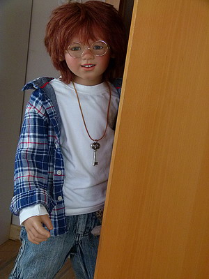 Catti with other wig